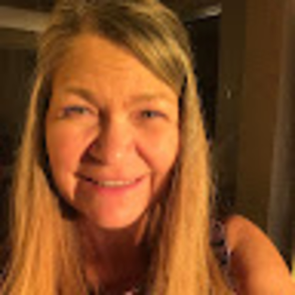 Meet your Posher, Debbie